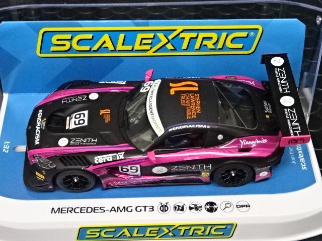 Scalextric 1/32 ｽﾛｯﾄｶｰ C4242◇ Mercedes-AMG GT3 #69 British GT