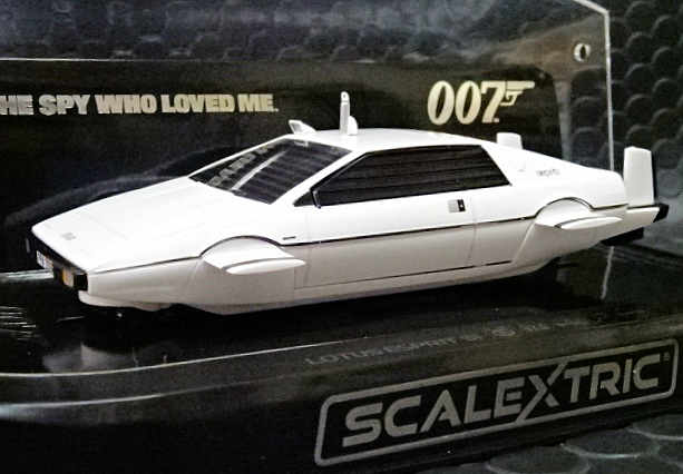 Scalextric 1/32 ｽﾛｯﾄｶｰ c 4359◇007 James Bond - Lotus Esprit S1 「The Spy Who  Loved Me」 Wet Nellie 「007/私を愛したスパイ」ロータス/潜航モード◇新発売・入荷済みです！ |  NASCAR・スロットカー・ミニカーの専門店u003cu003cサッキーズ・コレクションズ大阪u003eu003e by CAR-BOX