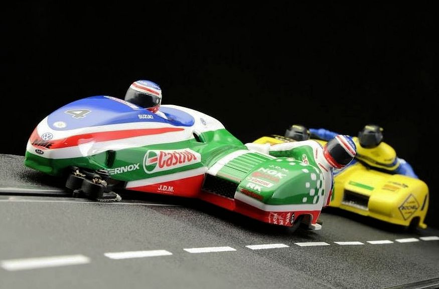 TOMY AFX HO スロットカー タイレルフォード マグナカー 白箱