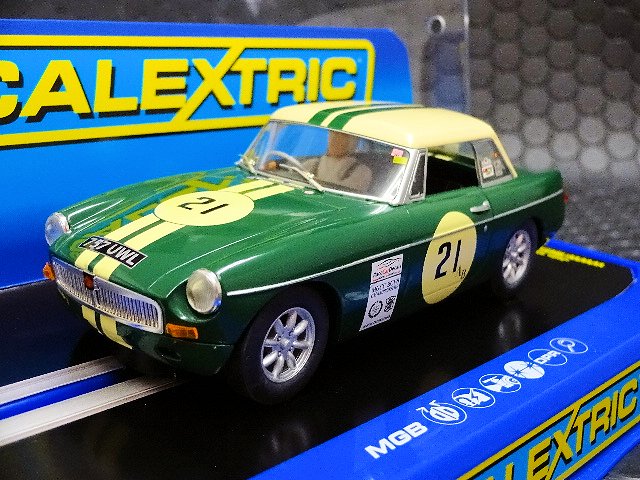 スケーレックス1/32スロットカー MGB セブリング