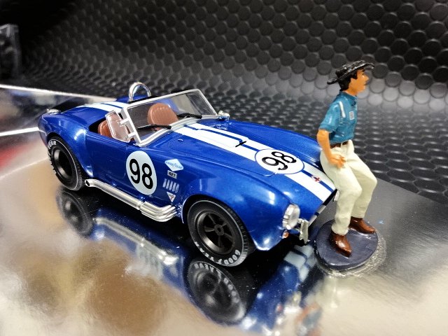 無料発送 shelby COBRA 427. 1/32スロットカー ミニカー 