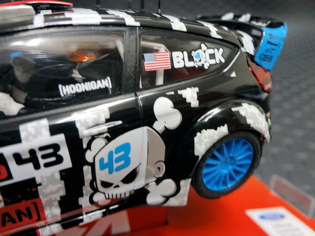 SCX 1/32 ｽﾛｯﾄｶｰ A10157 ◇FORD FIESTA RS WRC #43/KEN BLOCK RALLY