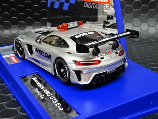 Carrera Digital 132 ｽﾛｯﾄｶｰ 32016◇ Mercedes-AMG GT3 Evo Safety Car