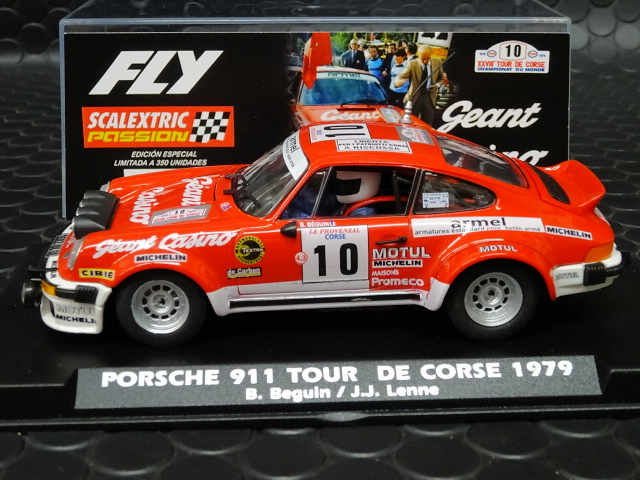 NINKO スロットカー　ポルシェ911 ESCUDERIA REPSOL NINKO スロットカー ポルシェ911 ESCUDERIA REPSOL - メルカリ