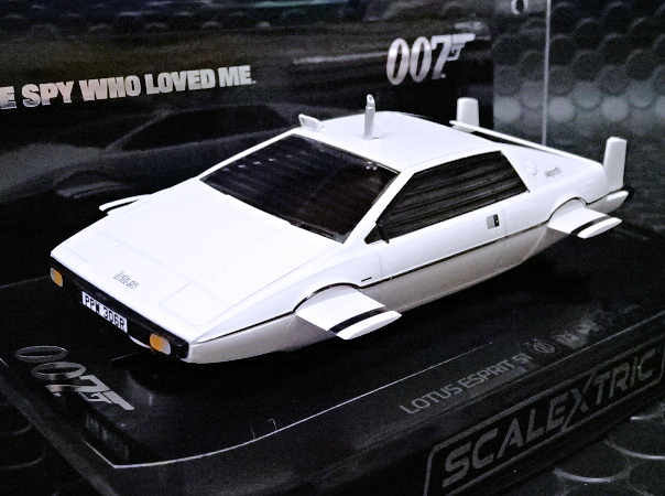 Scalextric 1/32 ｽﾛｯﾄｶｰ c 4359◇007 James Bond - Lotus Esprit S1 