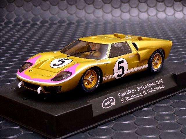 Slot it 1/32 ｽﾛｯﾄｶｰ SICA20C◇FORD GT40 MKII #5/Ronnie Bucknum