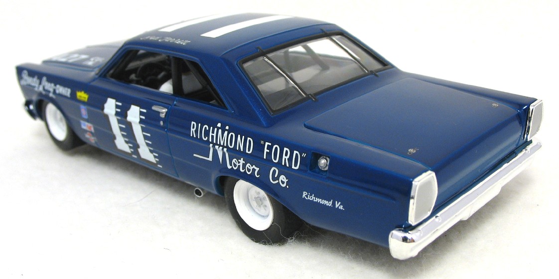 Revell/Monogram 1/32 SlotCar ◇'65 Ford Galaxie 500 #11 Ned Jarret