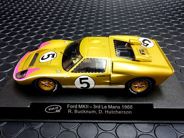 Slot it 1/32 ｽﾛｯﾄｶｰ SICA20C◇FORD GT40 MKII #5/Ronnie Bucknum