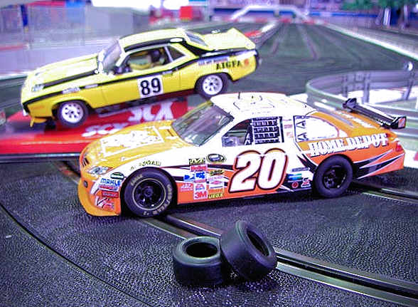 ｵﾘｼﾞﾅﾙ・ﾒｲﾄﾞ 1/32 ｽﾛｯﾄｶｰﾊﾟｰﾂ ウレタン・スリックタイヤ◇SCX/NASCAR