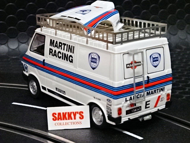 イクソ 1/18 フィアット 242 マティーニ ラリー チーム アシスタンス