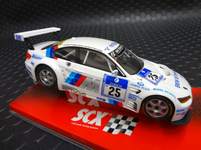 BMWスロットカー1/32 Amazon | Carrera 30973 BMW 320 Turbo Flachbau Team Schnitzer