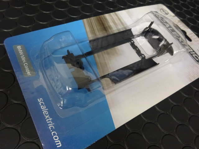 Scalextric 1/32 ｽﾛｯﾄｶｰﾊﾟｰﾂ C8548◇スケレ BMW ミニクーパー F56用