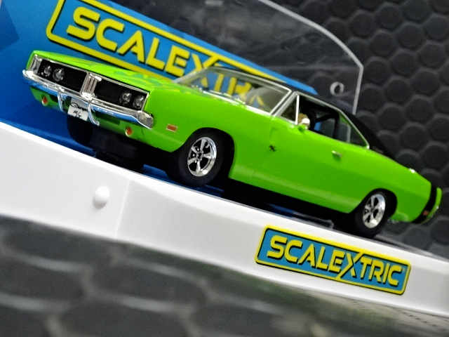 Scalextric 1/32 ｽﾛｯﾄｶｰ C4326◇ Dodge Charger R/T Sublime Green ﾊｲ