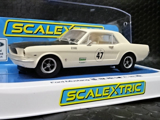 Scalextric 1/32 ｽﾛｯﾄｶｰ C4353 ◇ Ford Mustang #47/Bill and Fred 