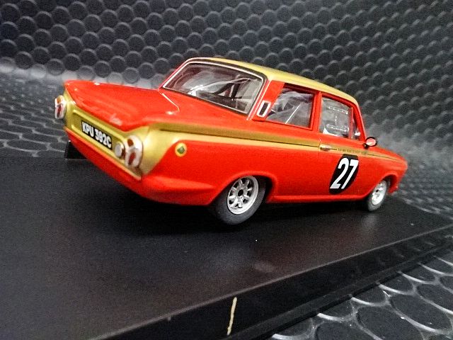 Monogram/Revell 1/32 ｽﾛｯﾄｶｰ 08379◇Lotus Cortina Alan-Mann Racing #27.  アランマンレーシングのコルチナ！◇再入荷です、お見逃しなく！！ | NASCAR・スロットカー・ミニカーの専門店u003cu003cサッキーズ・コレクションズ大阪u003eu003e  by CAR-BOX