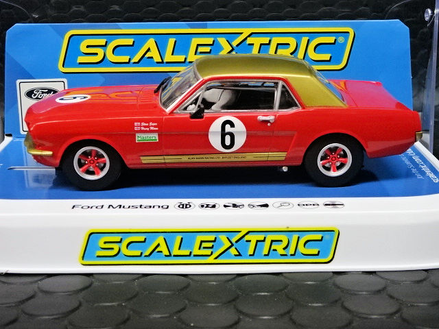 Scalextric 1/32 ｽﾛｯﾄｶｰ C4339 ◇ Ford Mustang ”Alan Mann Racing” #6