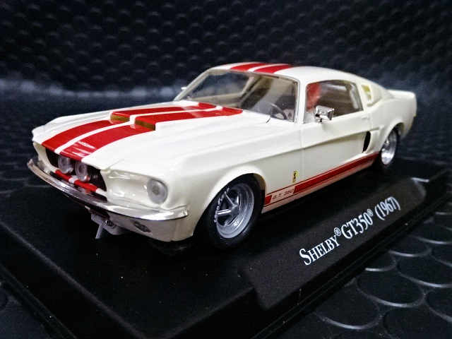 Thunder Slot 1/32 ｽﾛｯﾄｶｰ CA00502S/W ◇ Shelby GT 350 1967 －White Wimbledon－  ◇小粋なカラーでしょ！シェルビー350GTいかが！ | NASCAR・スロットカー・ミニカーの専門店<<サッキーズ・コレクションズ大阪>> by CAR -BOX