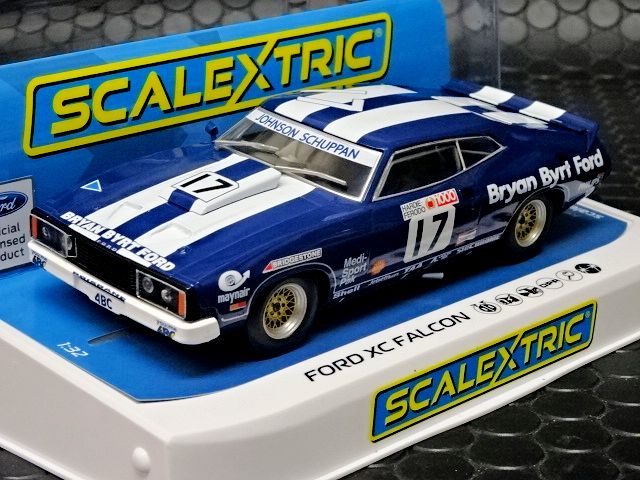 scalextric1/32 ｽﾛｯﾄｶｰ C3923◇ Ford XC Falcon #17/Dick Johnson