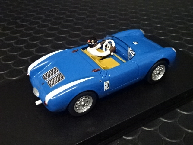Monogram/Revell 1/32ｽﾛｯﾄｶｰ ◇PORSCHE 550 Spyder chassis number 550