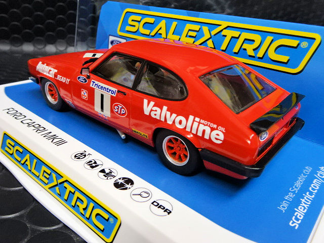 Scalextric 1/32 ｽﾛｯﾄｶｰ C4250◇Ford Capri MK3 ＃1/Gordon Spice