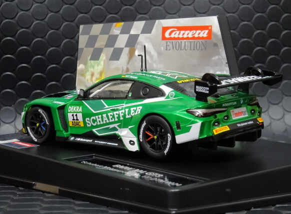スロットカー Carrera Evolution 132 ｽﾛｯﾄｶｰ 27831◇ BMW M4 GT3 Schubert