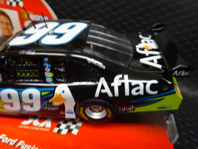 SCX 1/32 ｽﾛｯﾄｶｰ 63950◇ FORD FUSION 