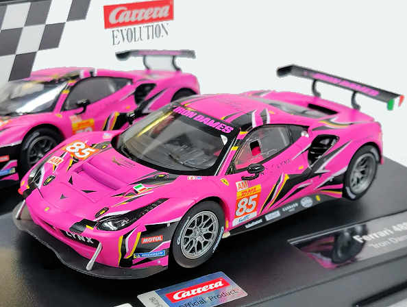 Carrera Evolution 132 ｽﾛｯﾄｶｰ 27750◇ Ferrari 488 GT3 Iron Dames #85.  前後ライトも点灯！アナログモデルは速いよ！ ☆フェラーリ 488 GT3 入荷！ | NASCAR・スロットカー・ミニカーの専門店<<サッキーズ・コレクションズ大阪>>  by CAR-BOX