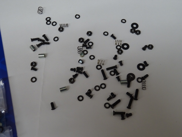 PLAFIT 1/32 ｽﾛｯﾄｶｰｼｬｼｰ用 1712 ☆各種ネジセット プラフィット
