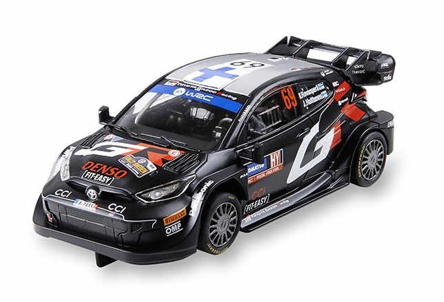 SCX 1/32 ｽﾛｯﾄｶｰ U10529◇ Toyota Yaris #69/Kalle Rovanpera - Jonne