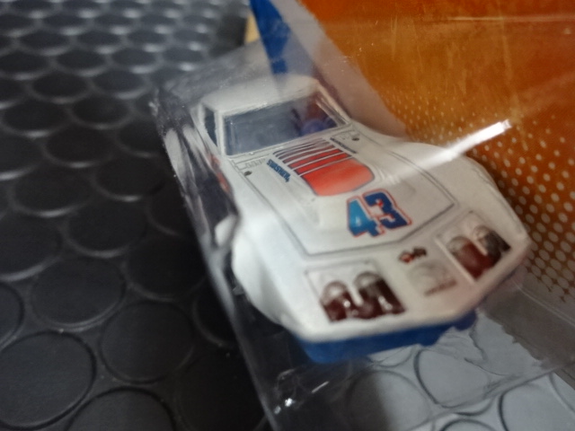 楽天市場】ホットウィール Hot Wheels '69コルベット ZL-1