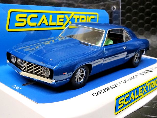 Scalextric 1/32 ｽﾛｯﾄｶｰ C4074◇Chevrolet Camaro Z1 - blue - ライト