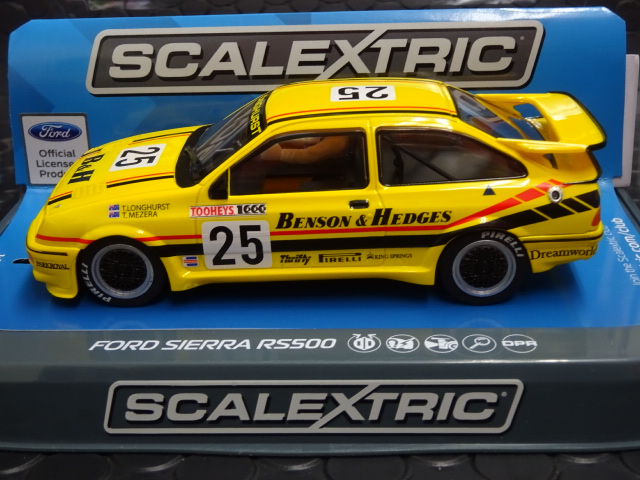 スケーレックスフォードシエラ スロットカー セット スケーレックスフォードシエラ スロットカー セット ミニカー