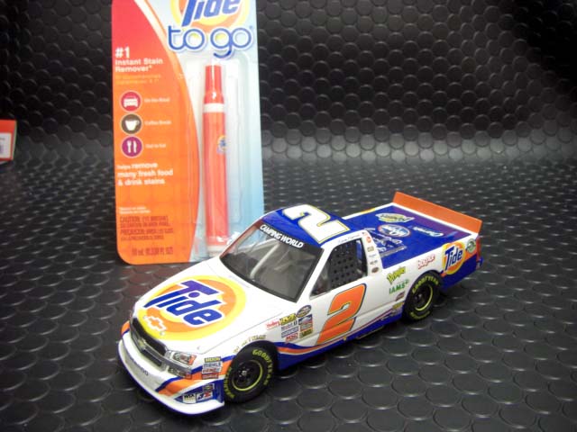 Action 1/24 ﾀﾞｲｷｬｽﾄﾓﾃﾞﾙ ◇#2 KEVIN HARVICK 