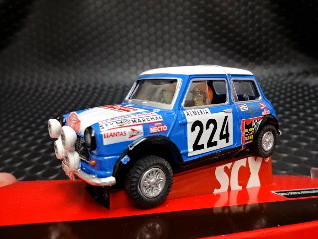 ミニクーパー スロットカー マシーン SCX MINI COOPERスロットカー
