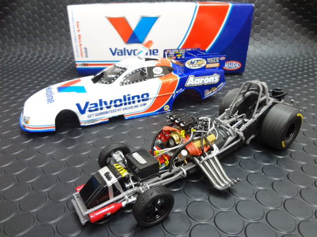 1/24 ドラッグレース ファニーカー ミニカー ファニーカー ドラッグレース 1/24サイズ モパー MOPAR