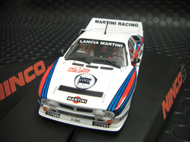 NINCO 1/32 ｽﾛｯﾄｶｰ 50582◇LANCIA 037 MARTINI #1 CLASSIC RALLY