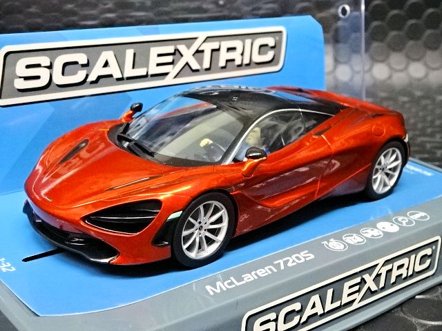 scalextric1/32 ｽﾛｯﾄｶｰ C3895◇McLaren 720S Azores Orange 