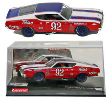 Carrera 1/32 ｽﾛｯﾄｶｰ 27556◇ FORD TORINO ”TALLADEGA” , #92/BOBBY 