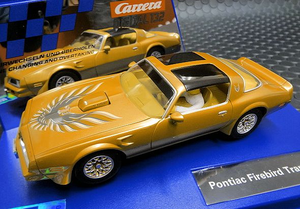 Carrera Digital 132 ｽﾛｯﾄｶｰ 30688◇Pontiac Firebird TransAm T/T 1977  デジタル・アナログ両用モデル☆ヘッドライトテールランプ点灯！ 黄金のトランザム 再入荷！◇ベストセラーカー |  NASCAR・スロットカー・ミニカーの専門店<<サッキーズ・コレクションズ大阪>> by ...