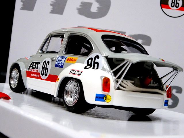 1/18 AUTOart フィアット アバルト 1000TCR Gr.2 BRM 1/24 ｽﾛｯﾄｶｰ TTS