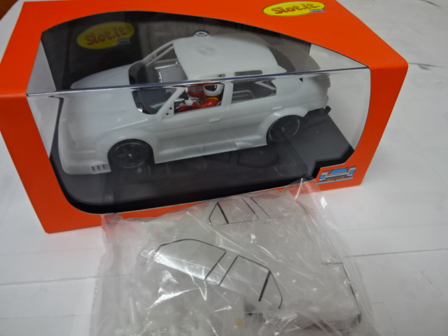 Slot It 1/32 ｽﾛｯﾄｶｰ CA35z◇ Alfa Romeo 155 V6 Ti ホワイトボディー