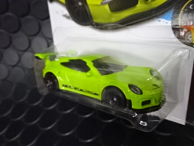 ﾎｯﾄｳｨｰﾙ 1/64 ﾀﾞｲｷｬｽﾄﾓﾃﾞﾙ ☆PORSCHE 911 GT3 グリーン！ ☆ホットな