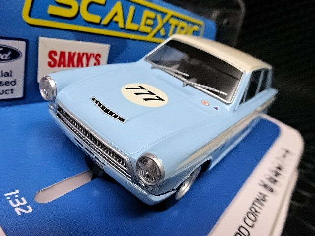 scalextric1/32 ｽﾛｯﾄｶｰ C4330◇FORD LOTUS CORTINA Jordan