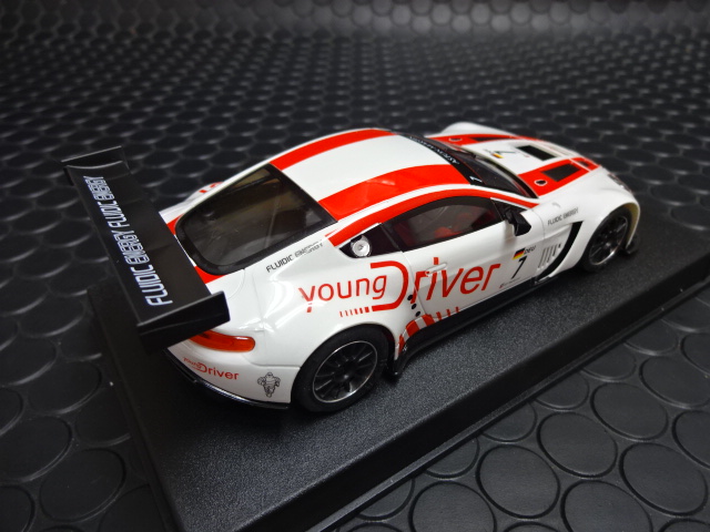 NSR 1/32 ｽﾛｯﾄｶｰ 0002-AW◇ASTON MARTIN V12 Vantage ”Young Driver 