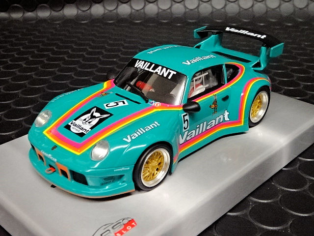 ミニカー REVOSLOT 1/32 PORSCHE Revoslot 1/32 ｽﾛｯﾄｶｰ RS0136◇ Porsche 911 GT2 #5 Vaillant