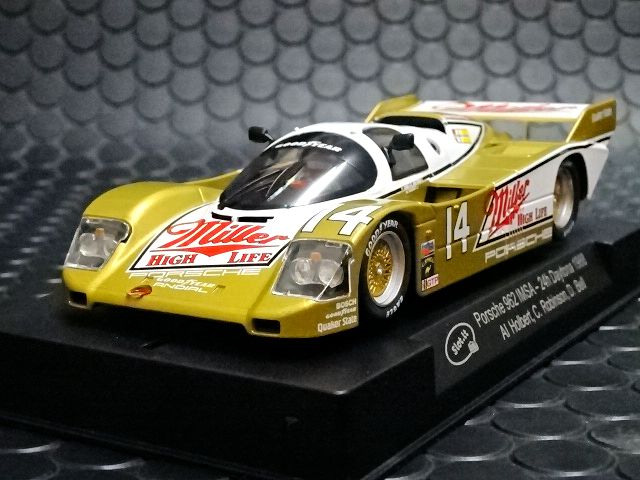 Slot it 1/32 ｽﾛｯﾄｶｰ CA25e ◇ PORSCHE 962 IMSA #14/Holbert-Robinson 