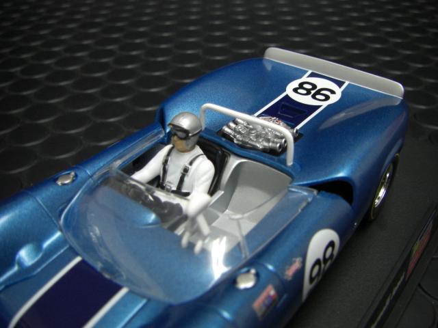 Monogram/Revell 1/32 ｽﾛｯﾄｶｰ ◇LOLA T70 Mk-Ⅱ #98 Panelli Jones