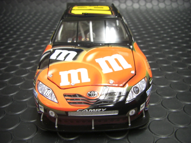 Action 1/24 ﾀﾞｲｷｬｽﾄﾓﾃﾞﾙ ◇#18 Kyle Busch 