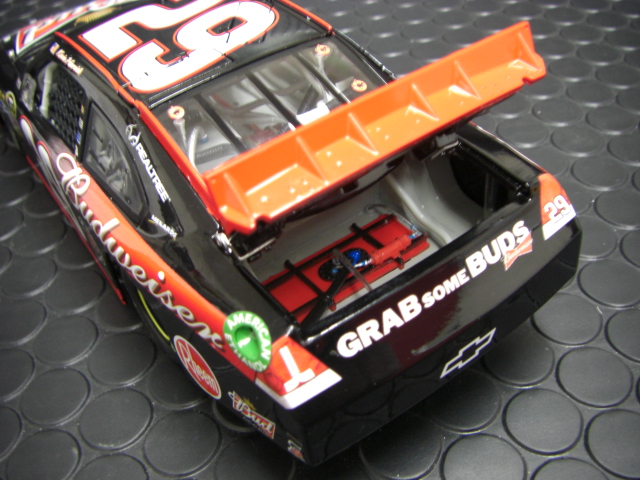 新品　Budweiser バドワイザー　ミニカー　ダイキャスト Action 1/24 ﾀﾞｲｷｬｽﾄﾓﾃﾞﾙ ◇#29 Kevin Harvick 