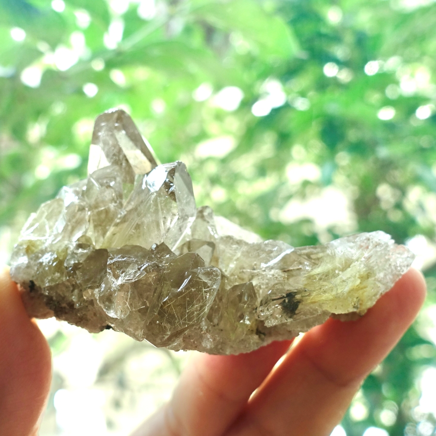 ブラジル・バイア産ルチルクォーツ クラスター 64.9g | カラジェ